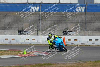 media/Nov-26-2022-Fastrack Riders (Sat) [[b001e85eef]]/Level 2/Session 3 Outside Turn 9/